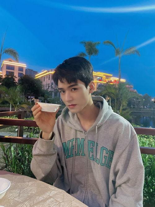 独家爆料龚俊视频,揭秘明星幕后生活瞬间 第1张 独家爆料龚俊视频,揭秘明星幕后生活瞬间 第1张